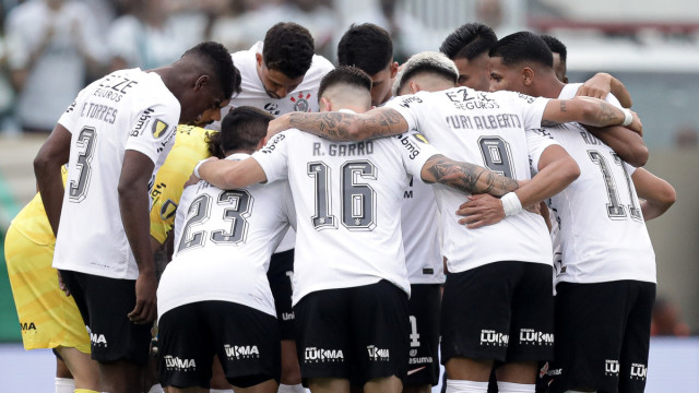 Corinthians estreia na Sul-Americana no Uruguai na busca de voltar a ser protagonista