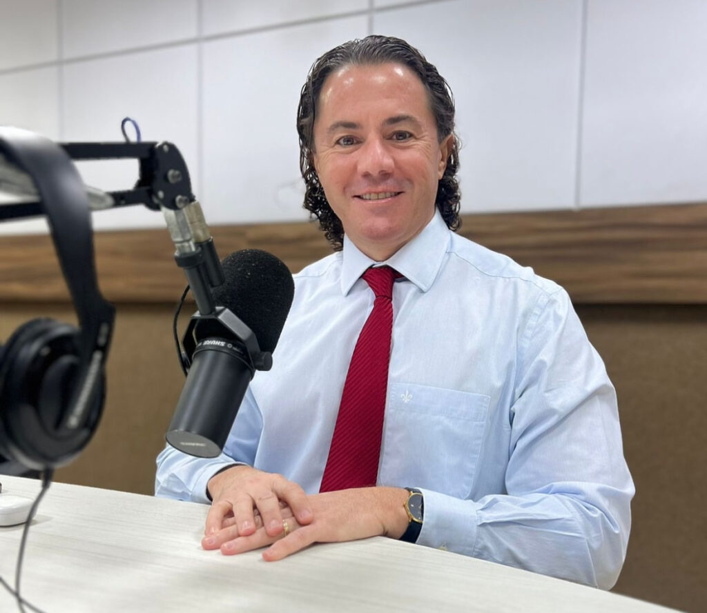 Veneziano diz que conquista de empréstimo frustrou oposição em Campina Grande