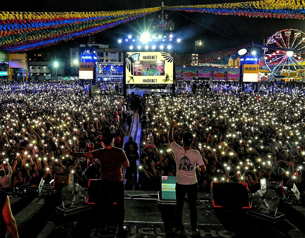 Com portões fechados, Maior São João do Mundo tem recorde de público neste domingo
