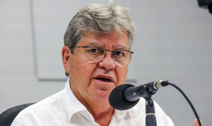 João Azevêdo admite, a pedido do PSB, que deve se candidatar ao Senado em 2026