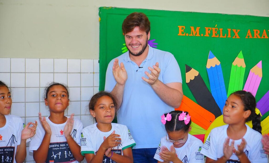 VEJA OS NÚMEROS: investimentos na educação disparam na gestão Bruno