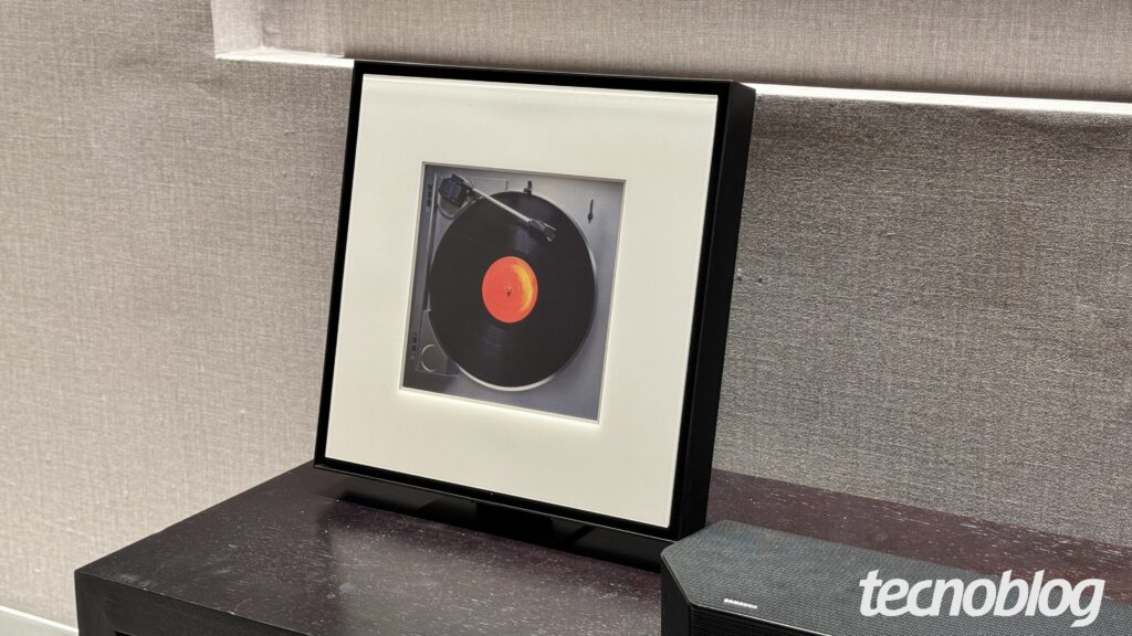 Samsung inicia venda do curioso Music Frame no Brasil