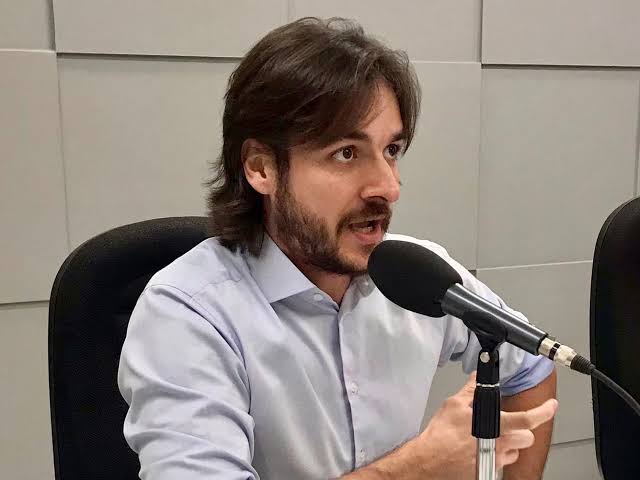 “Existe a possibilidade”, diz Pedro Cunha Lima sobre volta de Cássio à política na Paraíba