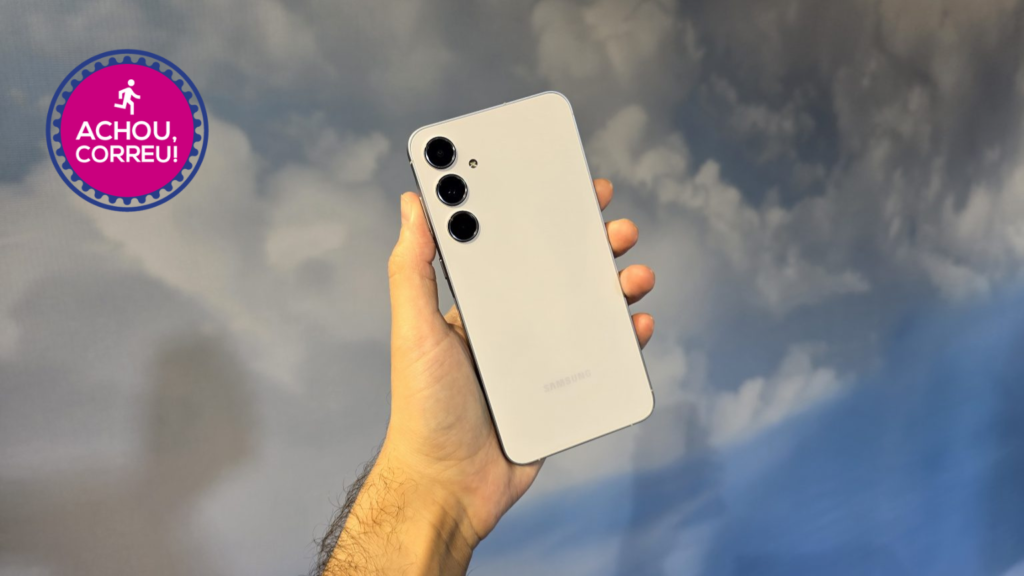 Galaxy A55 (128 GB) tem desconto histórico de R$ 1,3 mil com cupom no Mercado Livre
