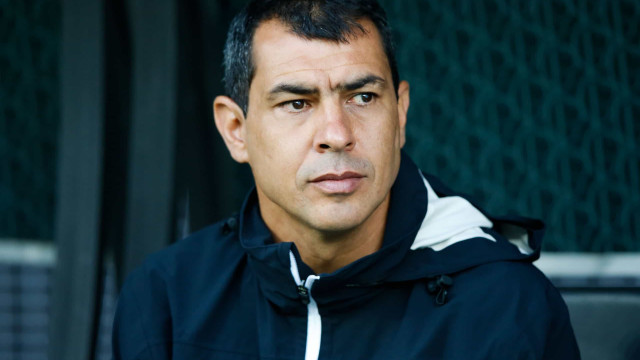 Carille lamenta postura do Santos em Goiânia após ficar com um jogador a mais em campo