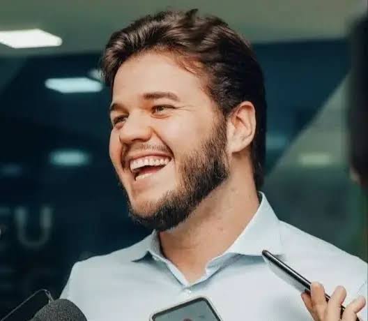 TCE aprova por unanimidade contas de 2021 da gestão de Bruno em Campina Grande