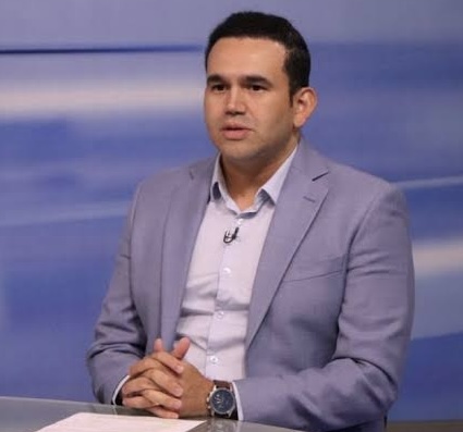 Manobra de Jhony Bezerra sai pela culatra; multa de R$ 10 mil confirma irregularidade