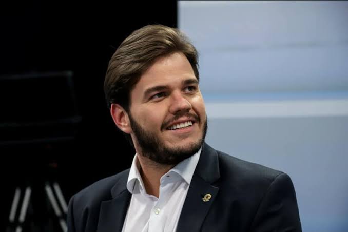 Em dia de campanha, Bruno Cunha Lima reforça contato com eleitores e participa de encontros com apoiadores