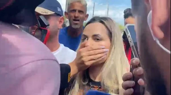 Deolane Bezerra deixa a prisão em Pernambuco