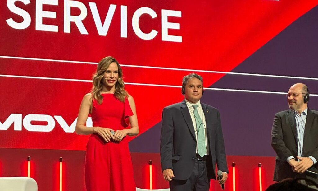 Efraim aborda Reforma Tributária em palestra no maior evento de restaurantes da América Latina, realizado pelo iFood