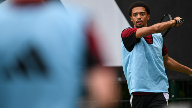 Jamal Lewis vê São Paulo como desafio na carreira: ‘Espero vencer mais troféus’