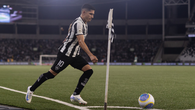 Botafogo empata com Grêmio e vê vantagem diminuir no Brasileiro
