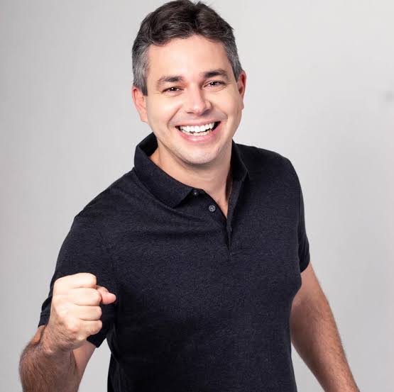 André Coutinho é eleito prefeito em Cabedelo