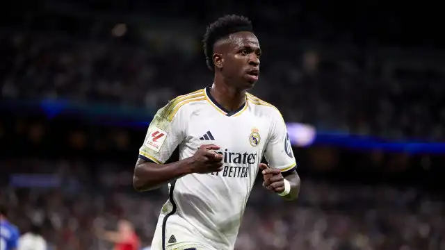 Vini Jr. sofre lesão cervical pelo Real Madrid e pode desfalcar seleção
